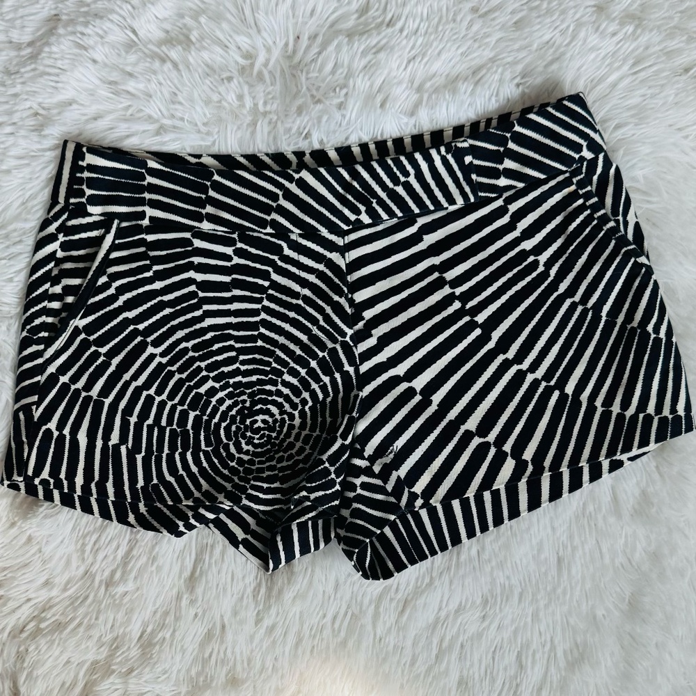 Trina Turk Geometric Black & White Short Shorts 2